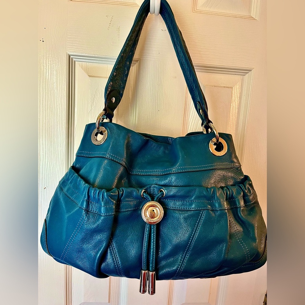NWOT B Makowsky Hobo 100%  Genuine Leather Shoulder Bag. Teal and Silver